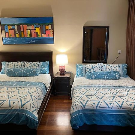 Luxury On Melaka River Екстериор снимка