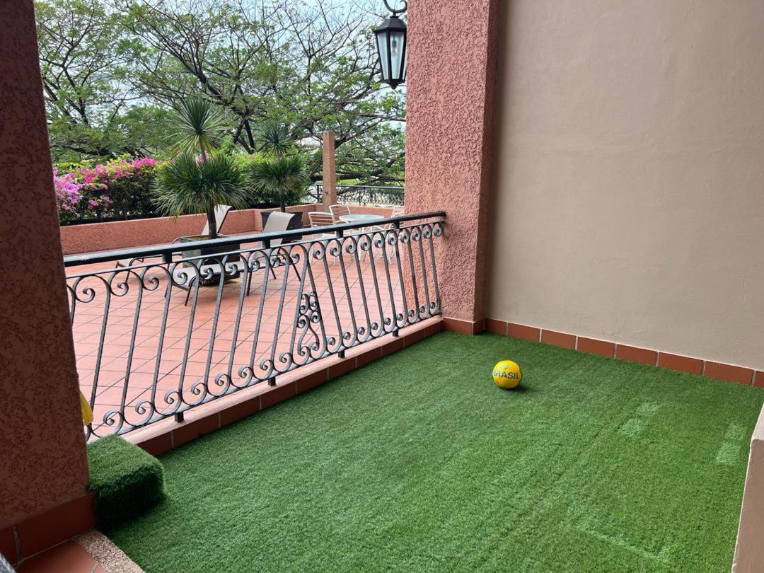 Luxury On Melaka River Екстериор снимка