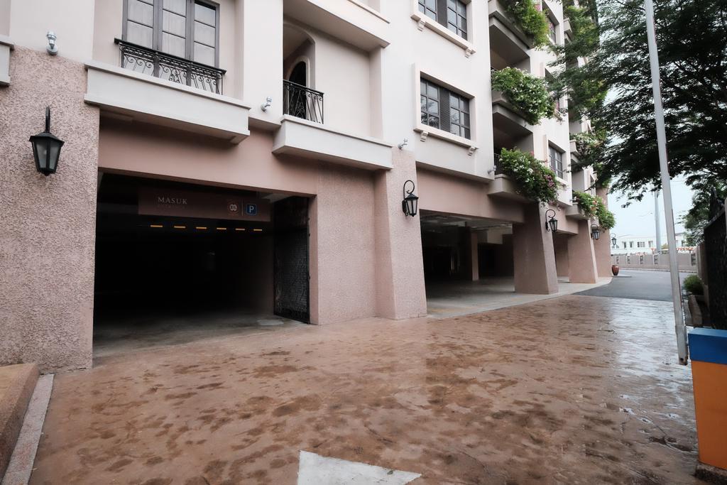 Luxury On Melaka River Екстериор снимка